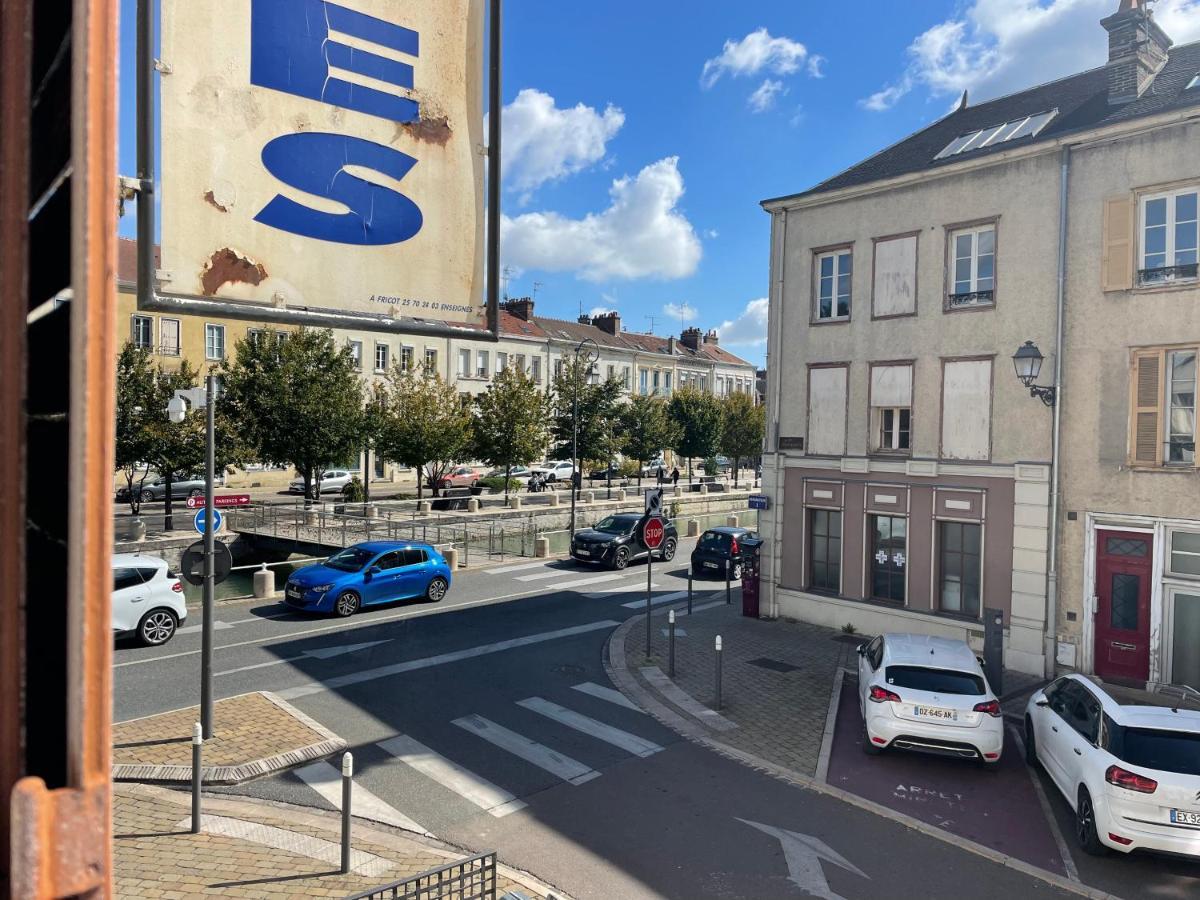 Studio Chaleureux Le Coeur -Troyes Centre Ville Buitenkant foto